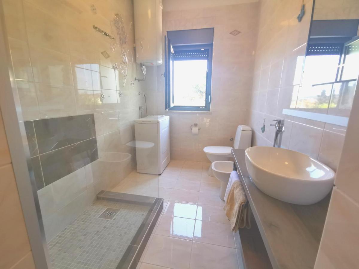 Apartment Pineta With Terrace & Park Wood View Pula Zewnętrze zdjęcie